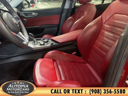 Used 2018 Alfa Romeo Giulia Ti Sport w/ Quick Order Package 22S Sport image 10