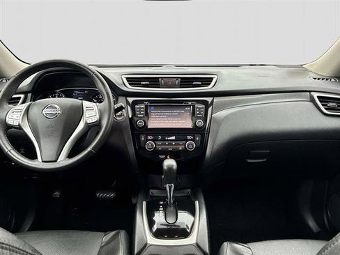 Used 2016 Nissan Rogue SL w/ SL Premium Package image 17