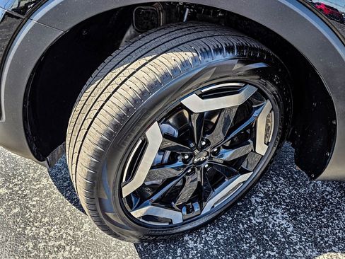 Used 2025 Kia Telluride S image 10