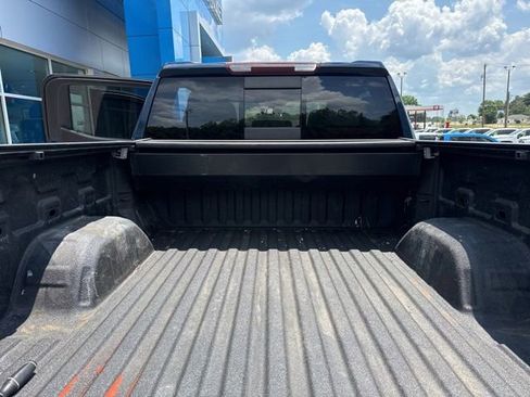 Used 2021 Chevrolet Silverado 1500 LT Trail Boss w/ Convenience Package II AWD/4WD image 23
