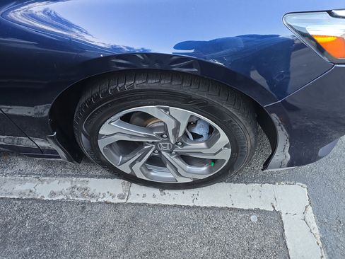 Certified 2020 Honda Accord EX image 6