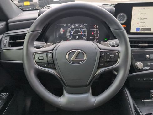 Used 2023 Lexus ES 250 w/ Premium Package AWD/4WD image 20
