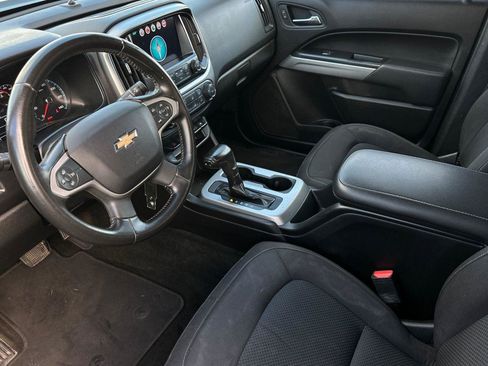 Used 2018 Chevrolet Colorado LT image 9