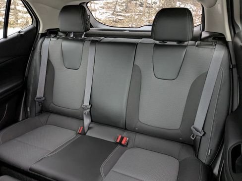 Certified 2022 Buick Encore GX Preferred w/ Cold Weather Comfort Package image 28