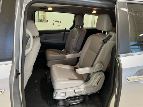 Used 2019 Honda Odyssey EX-L image 11