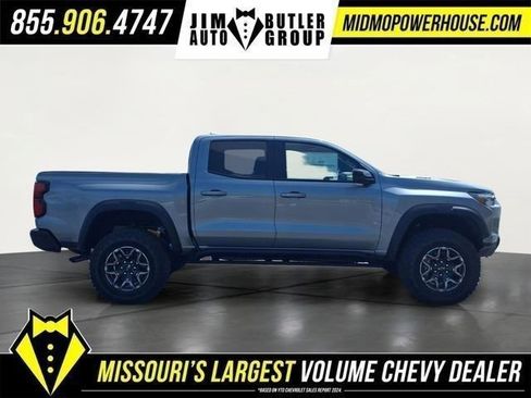 New 2026 Chevrolet Colorado ZR2 AWD/4WD image 2