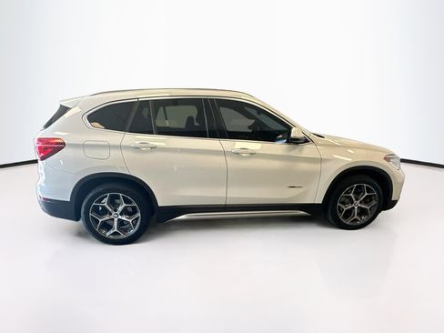 Used 2018 BMW X1 xDrive28i AWD/4WD image 10