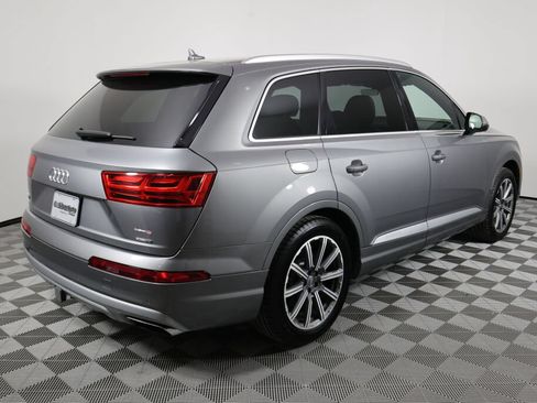 Used 2017 Audi Q7 2.0T Premium Plus w/ Premium Plus Package AWD/4WD image 2