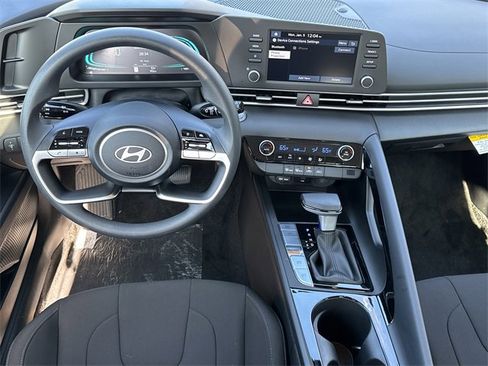 New 2026 Hyundai Elantra Blue image 22