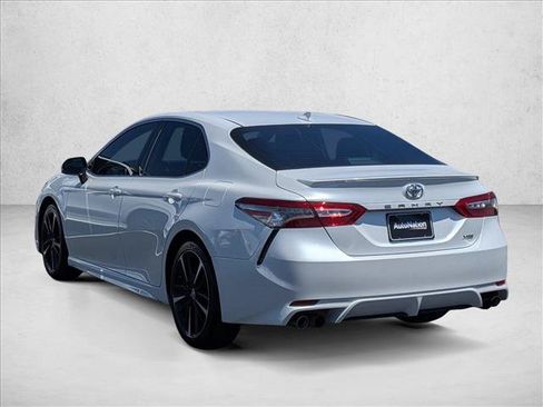 Used 2019 Toyota Camry XSE FWD image 8