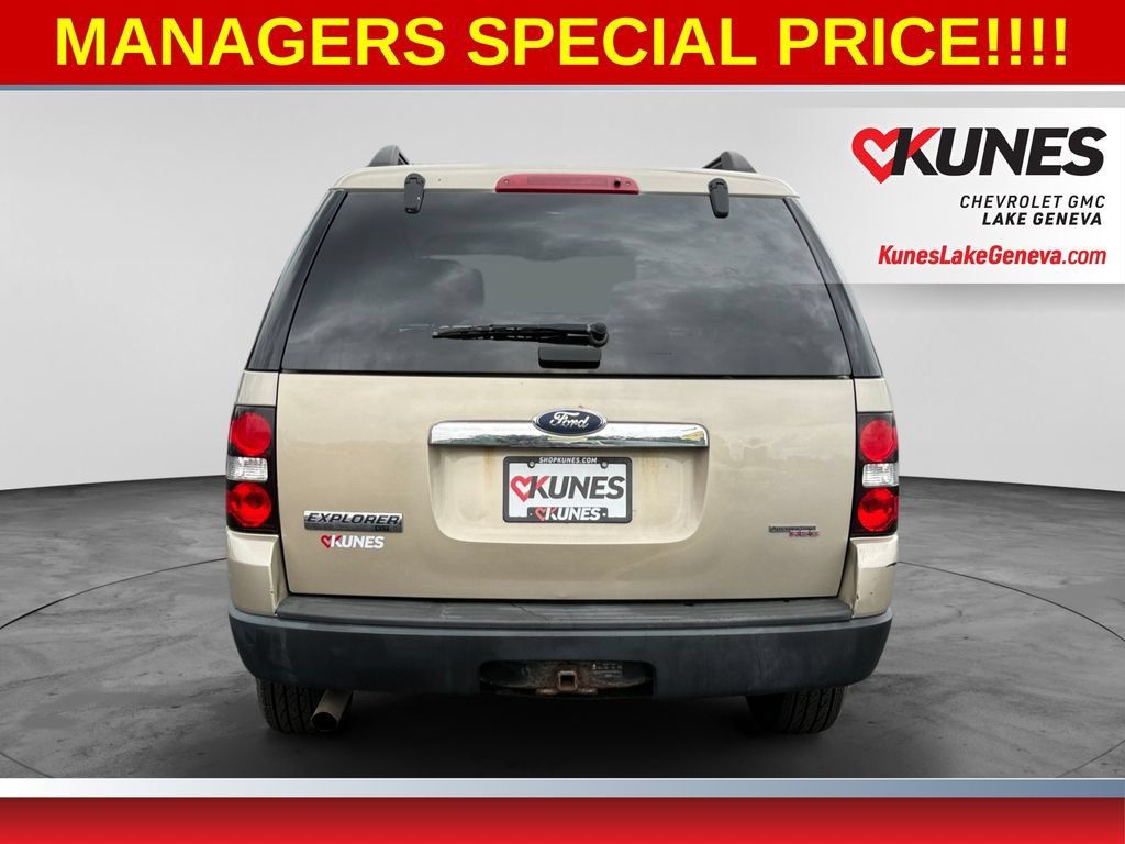 Used 2007 Ford Explorer XLT AWD/4WD image 7