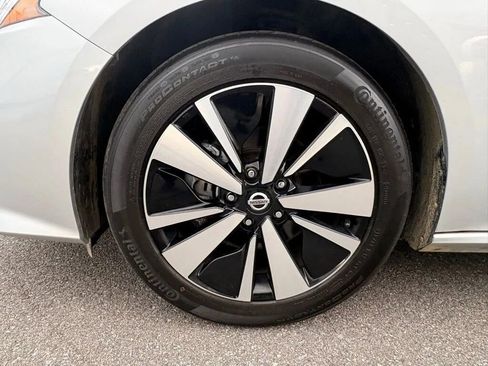 Used 2022 Nissan Altima 2.5 SV FWD image 34