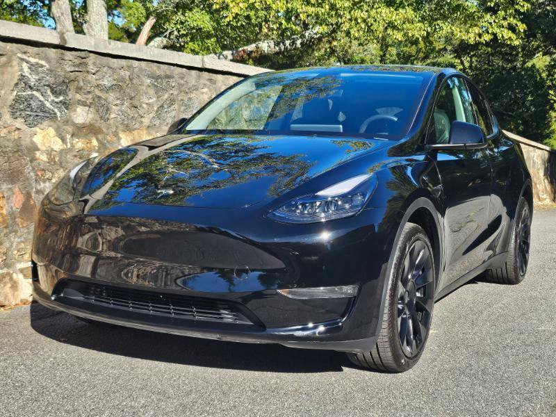 Used 2023 Tesla Model Y Long Range AWD/4WD image 14