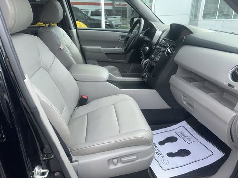 Used 2015 Honda Pilot Touring image 8