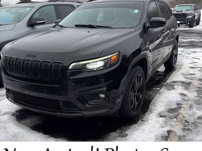 Used 2019 Jeep Cherokee Latitude Plus