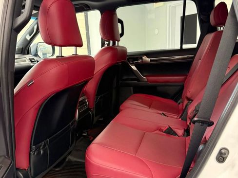 Used 2023 Lexus GX 460 Premium image 9