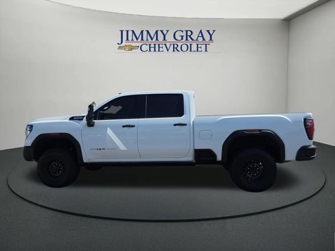 Used 2024 GMC Sierra 2500 AT4X w/ AT4X AEV Edition AWD/4WD image 2