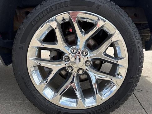 Used 2018 Chevrolet Silverado 1500 LTZ w/ Sport Package AWD/4WD image 31