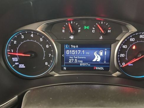 Used 2022 Chevrolet Equinox LS w/ LS Convenience Package FWD image 11