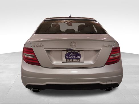 Used 2014 Mercedes-Benz C 300 4MATIC Sedan image 5
