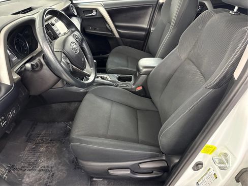 Used 2018 Toyota RAV4 XLE w/ Plus Extra Value Package FWD image 13