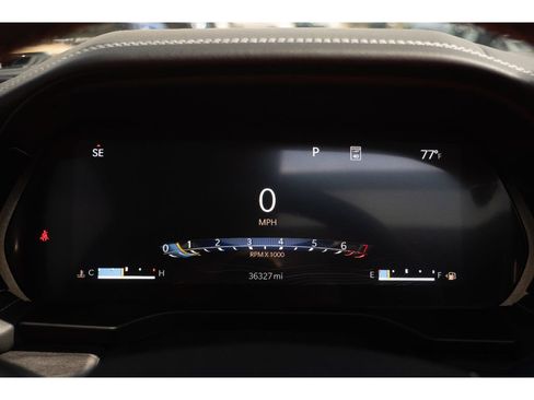 Used 2023 Jeep Grand Cherokee Overland RWD image 22