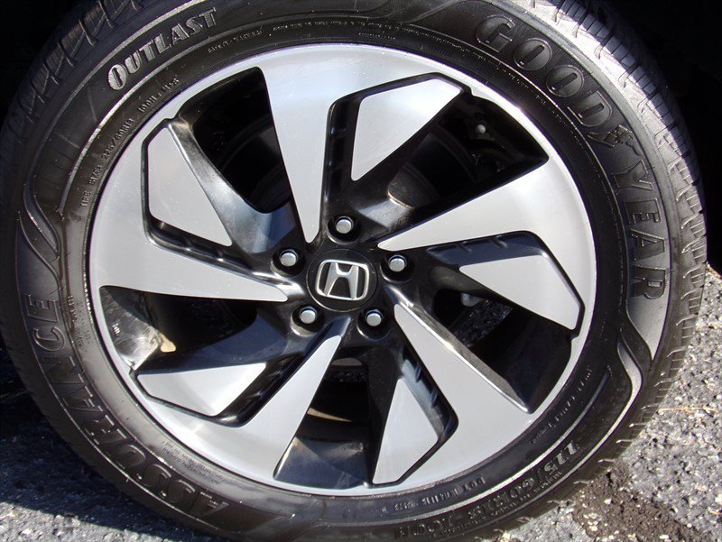 Used 2015 Honda CR-V Touring image 18