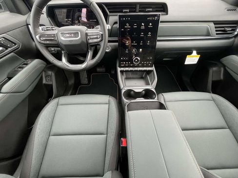 New 2026 GMC Terrain AT4 w/ Convenience Package III image 12