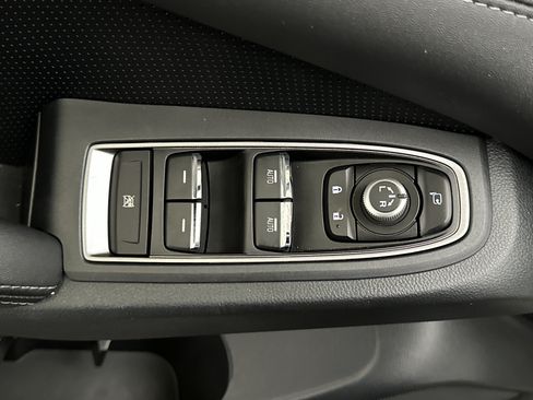Used 2023 Subaru Ascent Limited w/ Technology Package AWD/4WD image 19