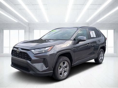 Used 2024 Toyota RAV4 XLE image 7