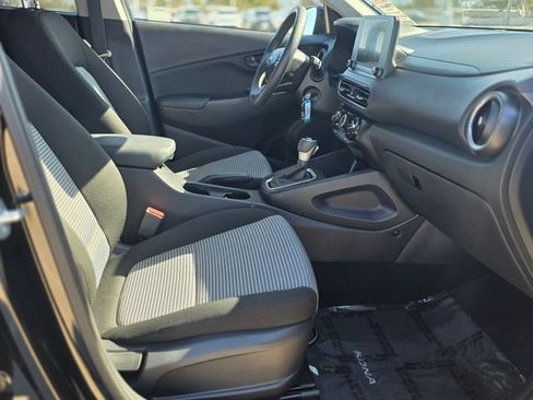 Used 2023 Hyundai Kona SE w/ Cargo Package image 10