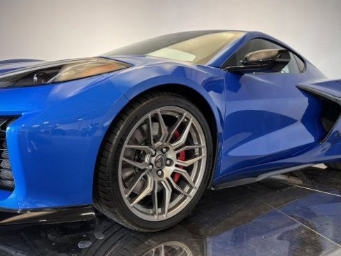 Used 2024 Chevrolet Corvette Z06 w/ Stealth Interior Trim Package image 23