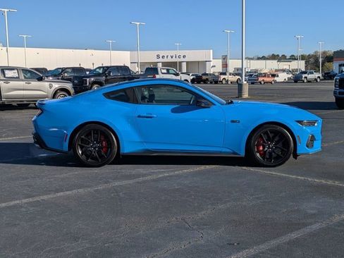 Certified 2025 Ford Mustang GT Premium image 3