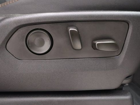 Used 2023 GMC Sierra 1500 AT4 w/ AT4 Preferred Package image 23