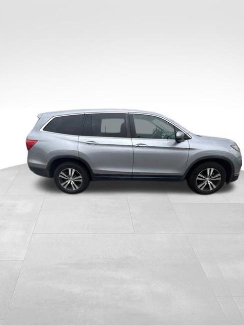 Used 2018 Honda Pilot EX image 4