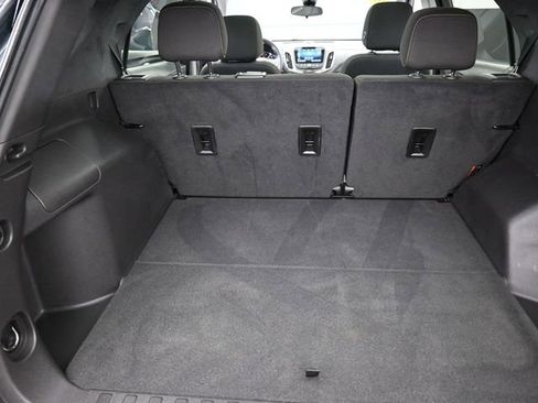 Used 2023 Chevrolet Equinox LT image 25