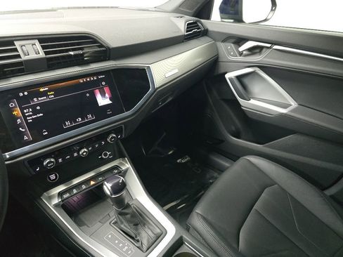 Used 2023 Audi Q3 2.0T Premium Plus w/ Premium Plus Package AWD/4WD image 26