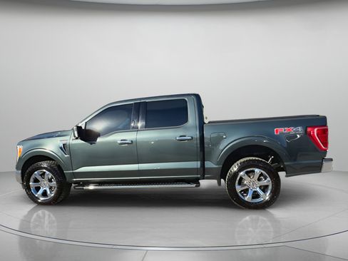 Certified 2021 Ford F150 XLT w/ Equipment Group 302A High image 17