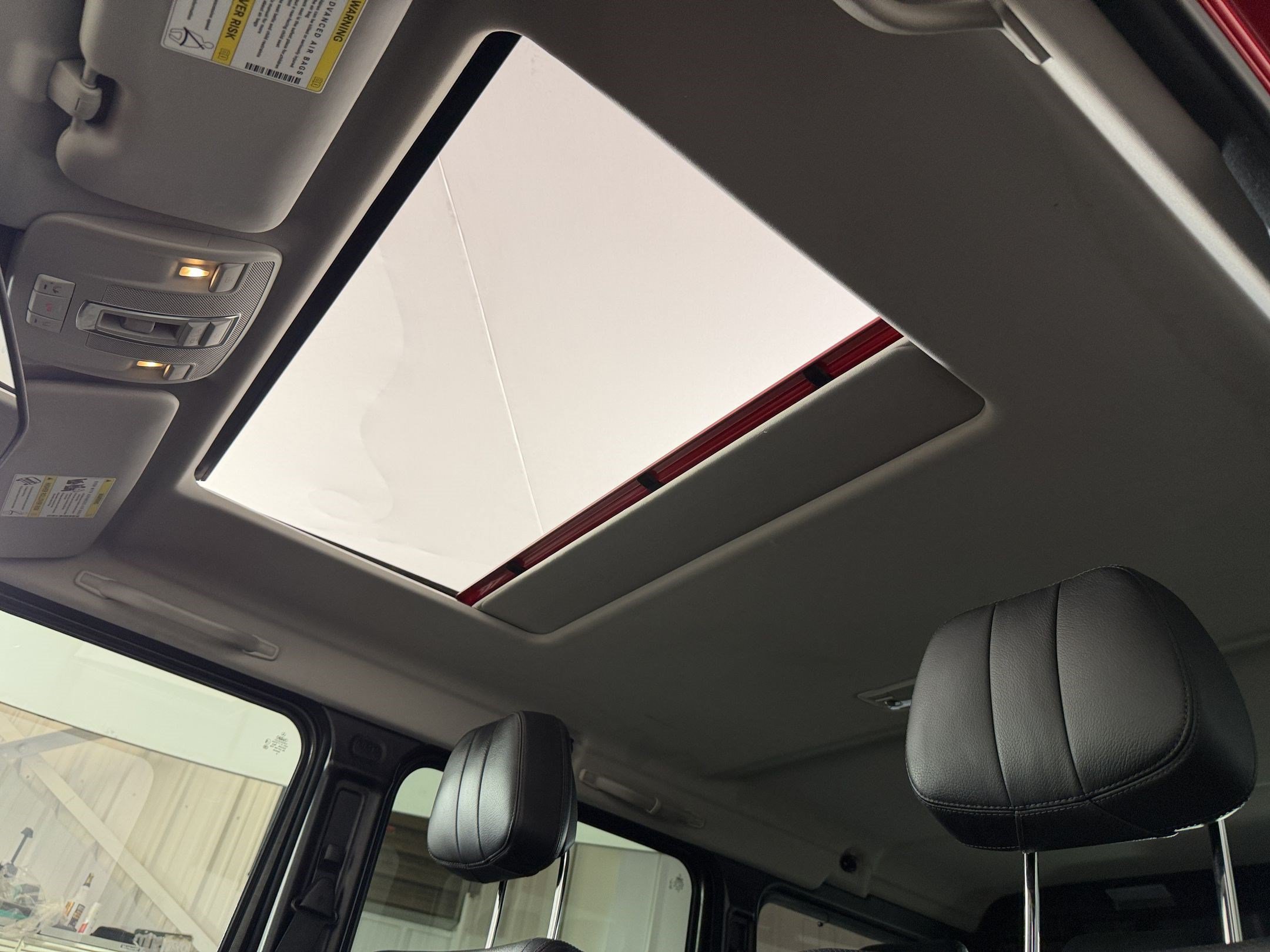 Used 2016 Mercedes-Benz G 550 image 23