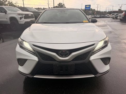 Used 2019 Toyota Camry XSE w/ Navigation Package FWD image 2