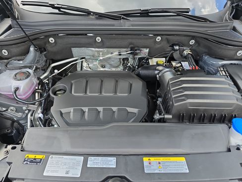 New 2026 Volkswagen Atlas Cross Sport SEL Premium R-Line AWD/4WD image 32