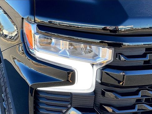 Used 2024 Chevrolet Silverado 1500 LT Trail Boss w/ LT Trail Boss Premium Package image 32