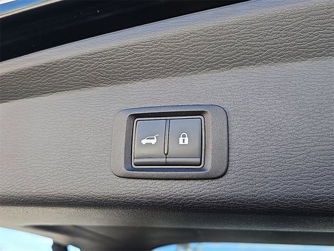 Used 2024 Mitsubishi Outlander SE image 31