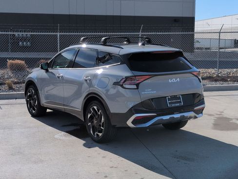 Certified 2024 Kia Sportage SX image 3