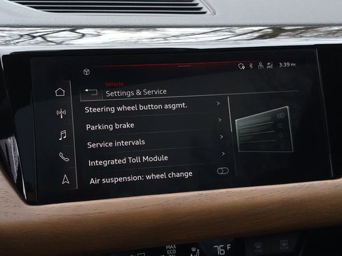 Used 2022 Audi e-tron GT Premium Plus image 44