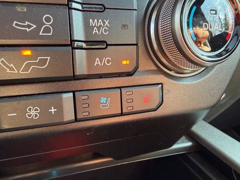 Used 2019 Ford F150 Raptor w/ Equipment Group 802A Luxury image 30