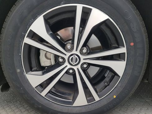 Used 2023 Nissan Sentra SV FWD image 31