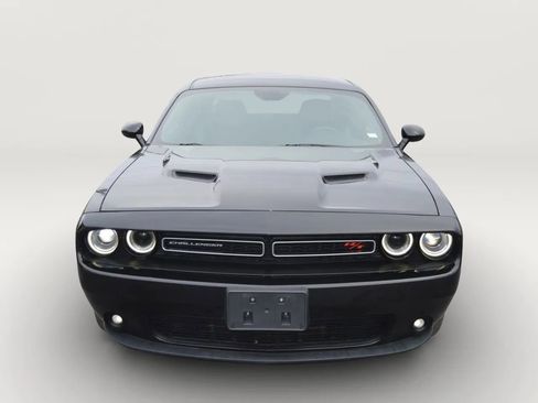 Used 2015 Dodge Challenger R/T Plus RWD image 3