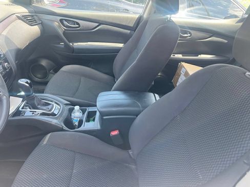 Used 2019 Nissan Rogue Sport S AWD/4WD image 5