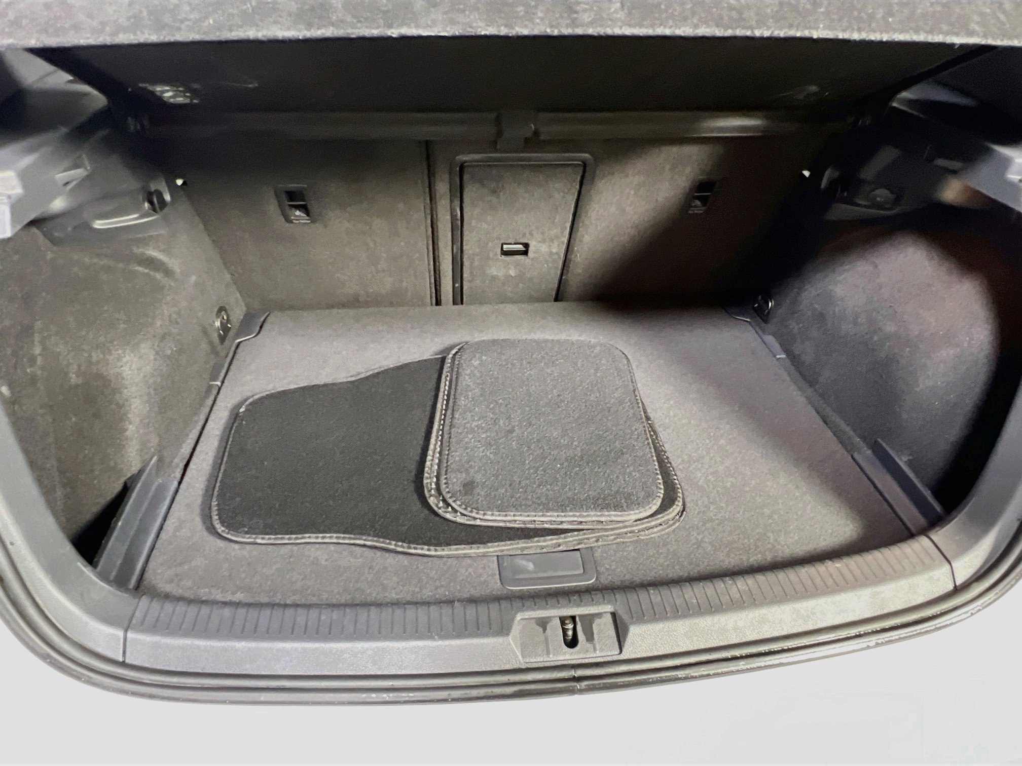 Used 2018 Volkswagen GTI S FWD image 24